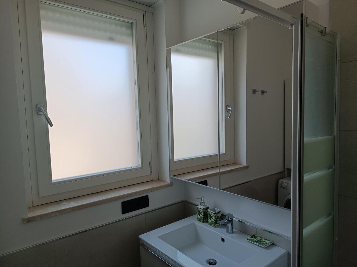 Appartamento Per 4, Metro B Monti Tiburtini, Ac, Wi-Fi Roma Dış mekan fotoğraf