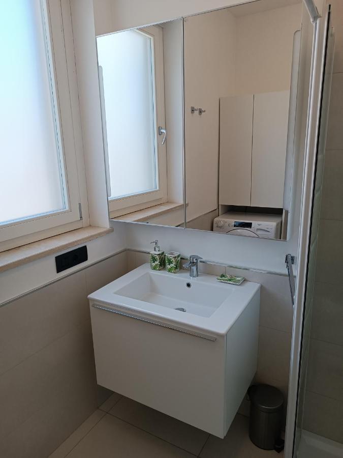 Appartamento Per 4, Metro B Monti Tiburtini, Ac, Wi-Fi Roma Dış mekan fotoğraf